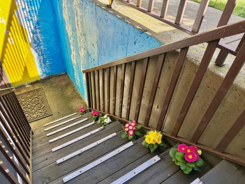 Lovely 2br Bsmt Suite W Parking For Pickup