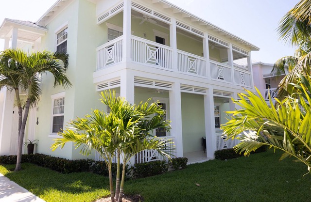 Lovely 3 bedroom 5 min from beach