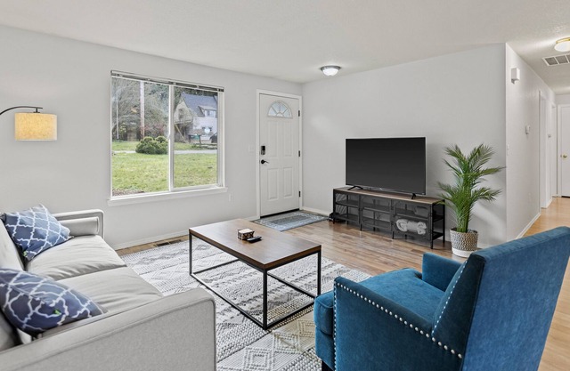 Lovely 3 Bedroom Home in the Heart of Olympia