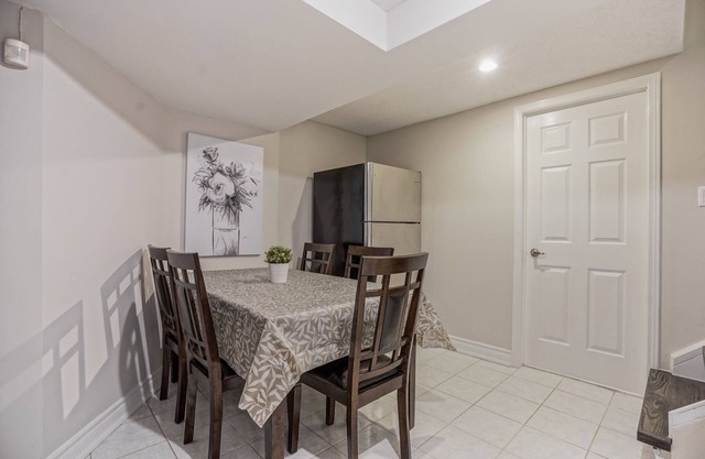 Lovely and cozy 3 beds Basement Apartment