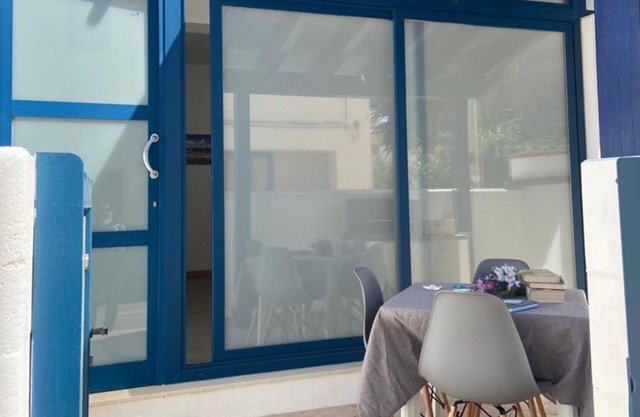 Schöne Wohnung für 4 Personen mit Klimaanlage, W-LAN, TV, Terrasse und Haustiere erlaubt
