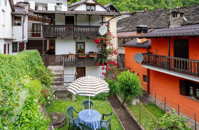 Gemütliche Wohnung für 5 Gäste mit W-LAN, TV, Balkon, Haustiere erlaubt und Parkplatz