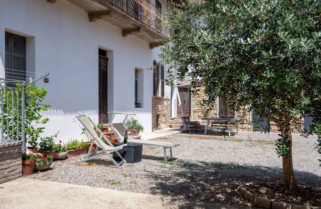 Lovely apartment for 4 guests with A/C, WIFI, terrace and parking