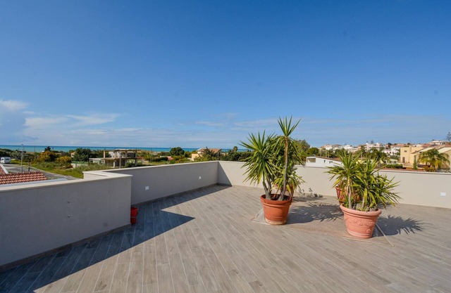 Lovely apartment in Marina di Modica