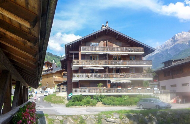 Schöne Wohnung für 4 Personen mit W-LAN, TV, Balkon und Panoramablick