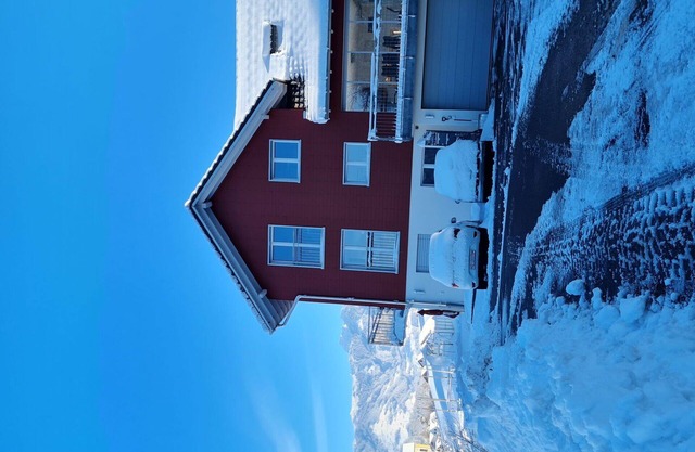 Angenehme Wohnung für 2 Gäste mit W-LAN, TV, Terrasse, Panoramablick und Parkplatz