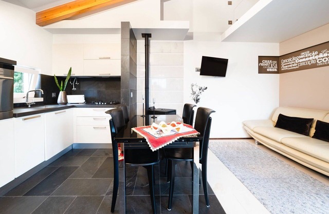 Herrliche Wohnung für 2 Personen mit Klimaanlage, W-LAN, TV, Terrasse und Parkplatz