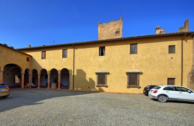 Schöne Wohnung mit Klimaanlage, W-LAN, TV, Panoramablick und Parkplatz, bei San Gimignano