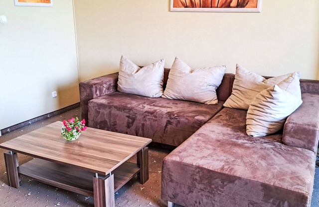 Herrliche Wohnung für 4 Leute mit W-LAN, TV, Balkon und Parkplatz