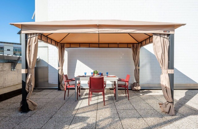 Herrliche Wohnung für 4 Personen mit W-LAN, TV, Terrasse und Parkplatz