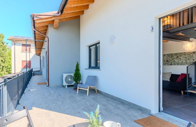 Herrliche Wohnung mit Klimaanlage, W-LAN, Pool, TV, Innenhof, Panoramablick und Parkplatz