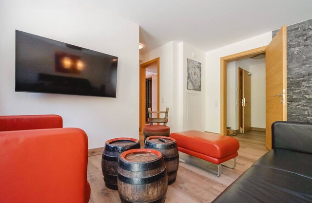Angenehme Wohnung für 8 Leute mit W-LAN, TV, Terrasse, Panoramablick und Parkplatz
