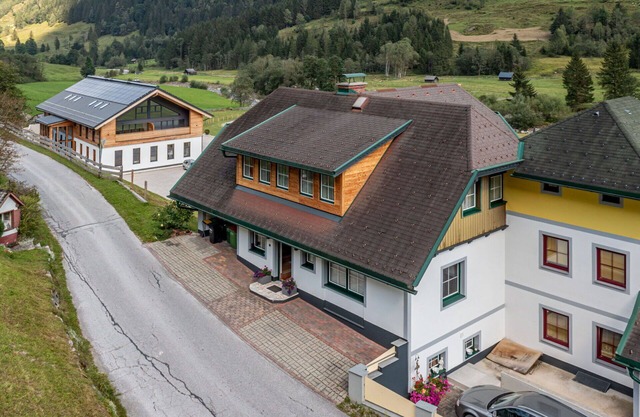 Herrliche Wohnung für 6 Personen mit W-LAN, TV, Terrasse, Haustiere erlaubt und Parkplatz