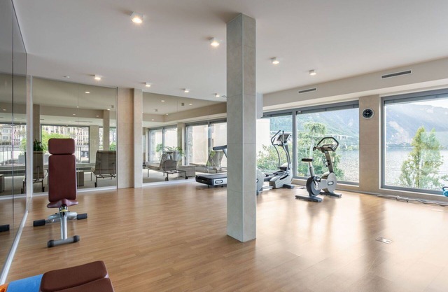 Gemütliche Wohnung mit Klimaanlage, Pool, W-LAN, TV, Terrasse, Panoramablick und Parkplatz