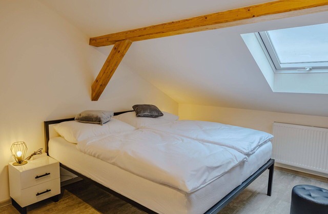 Schöne Wohnung für 5 Leute mit W-LAN, TV, Terrasse, Panoramablick und Parkplatz