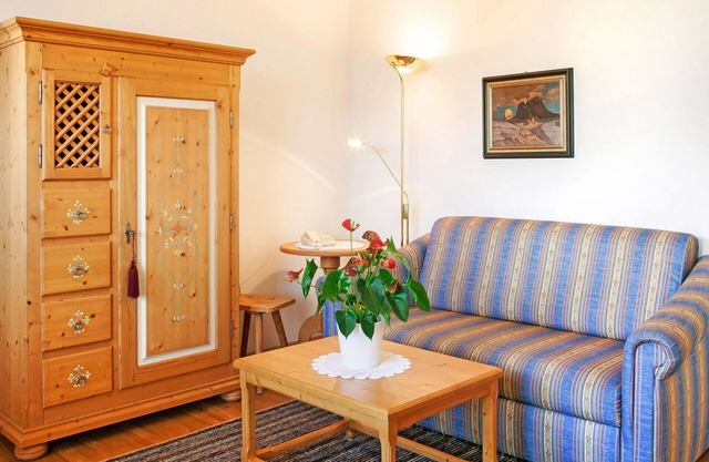 Herrliche Wohnung mit W-LAN, Klimaanlage, Pool, TV, Terrasse, Haustiere erlaubt und Parkplatz