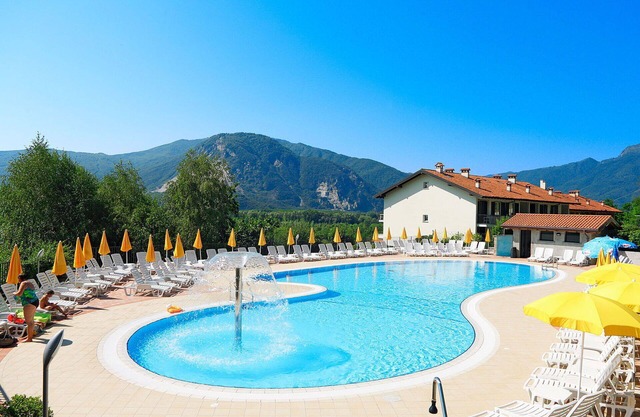 Herrliche Wohnung für 7 Gäste mit Pool, W-LAN, TV, Balkon und Parkplatz