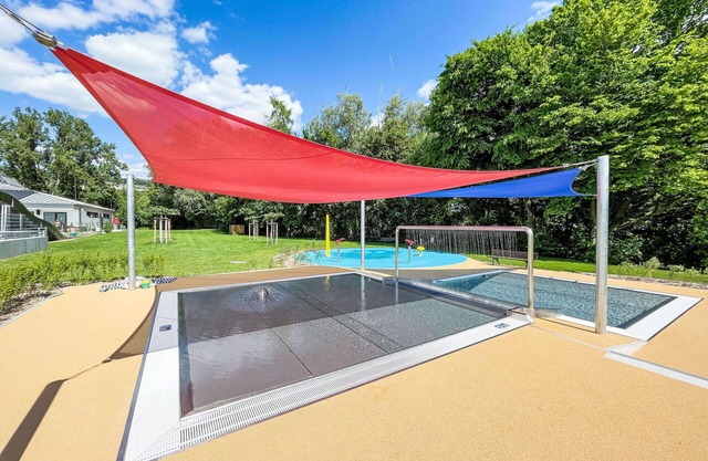 Lovely apartment in villa for 4 guests with WIFI, TV, pets allowed and parking