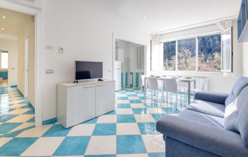 Lovely Apartment In Deiva Marina