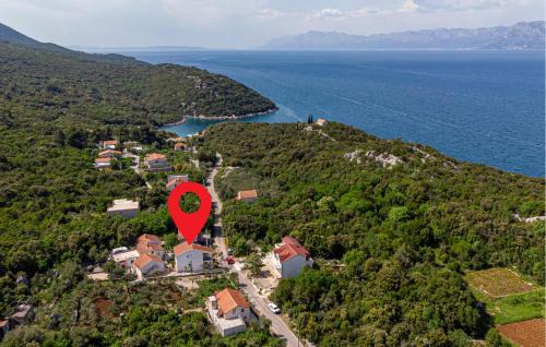 Lovely Apartment In Osobljava With Wifi