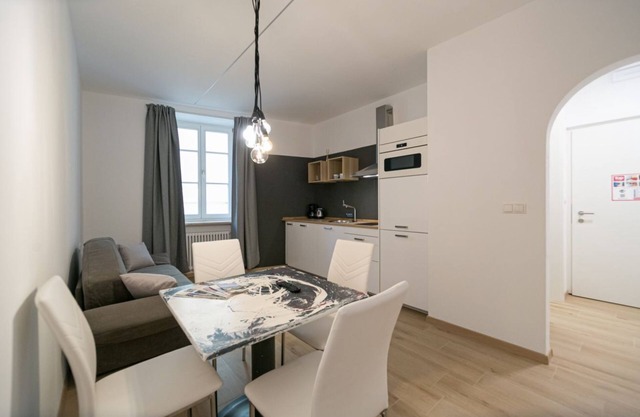 Apartment Central B. Wunderschöne Wohnung im historischen Stadtzentrum !