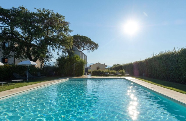 Lovely apartment in villa for 2 guests with WIFI, pool, A/C, TV, patio and parking