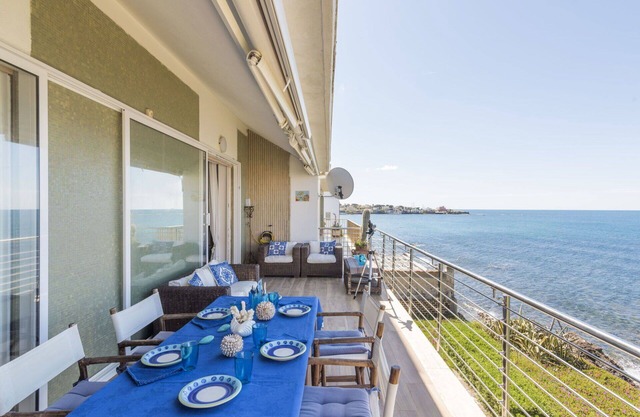 Angenehme Wohnung für 7 Leute mit W-LAN, TV, Terrasse, Haustiere erlaubt und Parkplatz
