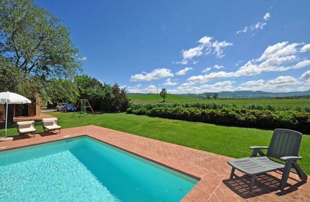 Angenehme Wohnung für 6 Leute mit Pool, W-LAN, Panoramablick und Parkplatz, bei Montepulciano