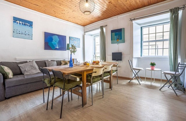 Lovely Apt in Bairro Alto
