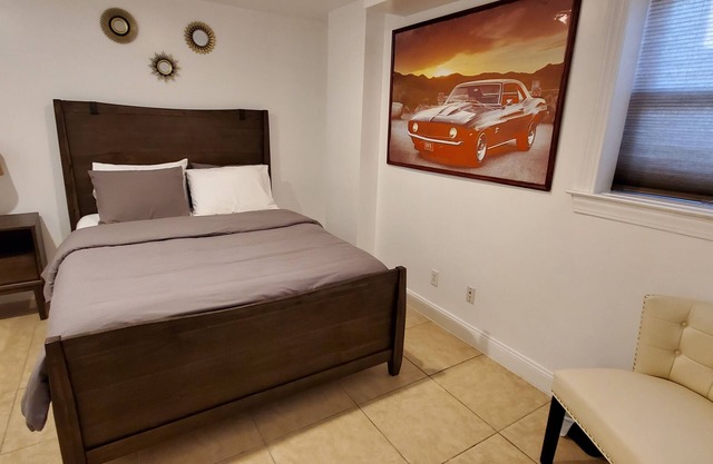 Lovely Basement with 2 Bedrooms and Kitchen
