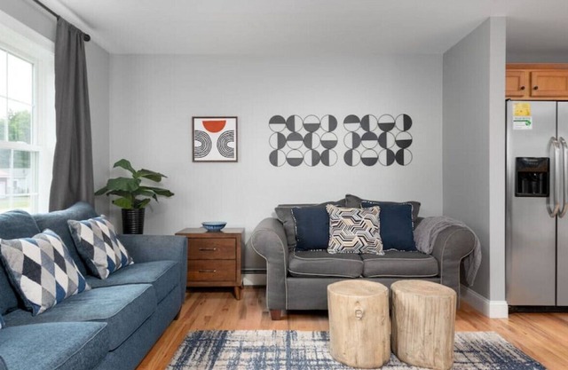 NEWER 3 BD | BACKYARD FUN | GAME ROOM | FAMILY FUN