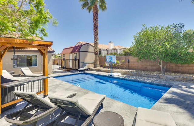 Lovely Bullhead City Retreat with Patio and Grill!