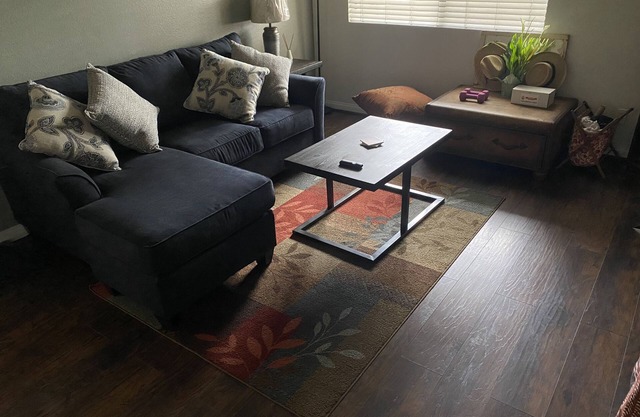 Lovely condo, centrally located Rancho SD