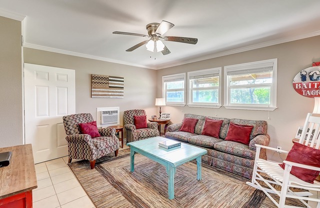 Lovely dog-friendly waterfront home with firepit, grill, balcony, & washer/dryer