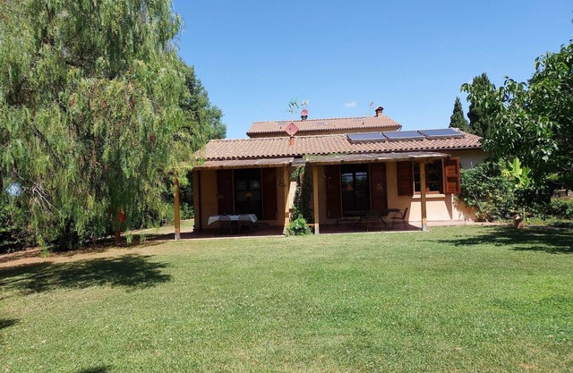 Schöne Fewo mit überdachter Terrasse,Wi-Fi,Grill,Gemeinschaftspool,bis 6 Pers
