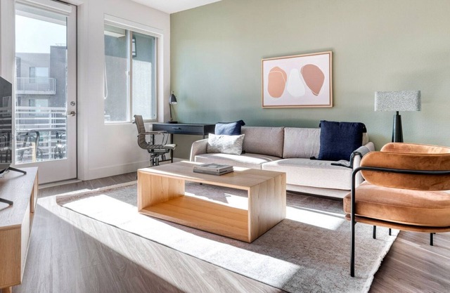 Lovely Fremont 1BR w/ Gym, Pool & W/D, nr BART, by Blueground