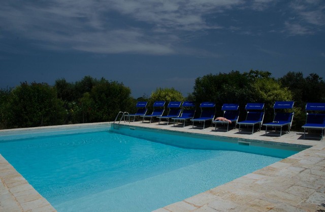 Schönes, komplett restauriertes Trullo-Landhaus, großer Pool und WLAN