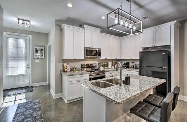 Lovely Hammond Getaway w/ Patio & Yard!