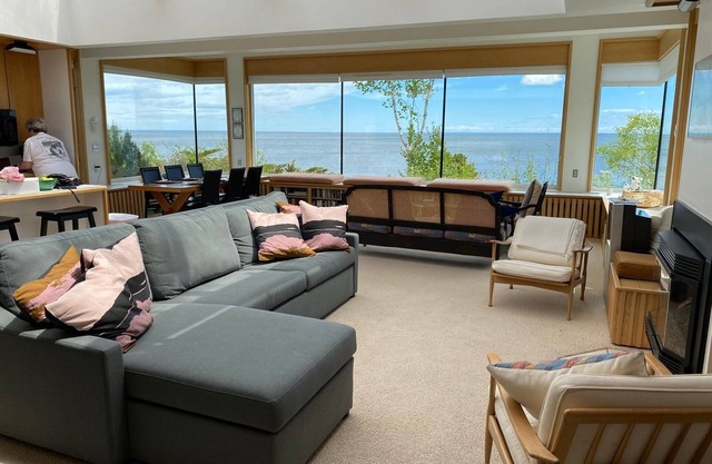 Schönes Haus mit wunderschöner Aussicht auf den Lake Superior