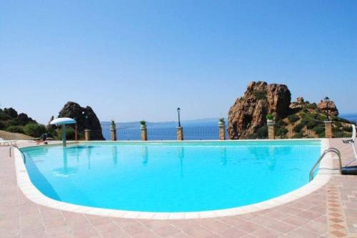 LOVELY HOME (con piscina e wi-fi)