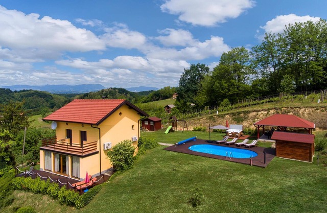 Schönes Zuhause in Bobovec Rozganski