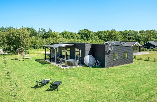 Schönes Haus in Glesborg mit Sauna