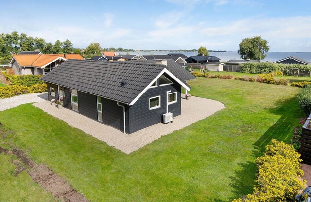 Schönes Haus in Sjølund mit Küche