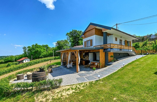 Schönes Haus in Sveti Urban mit Sauna