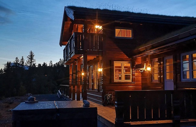 Schönes Haus in Tuddal mit Whirlpool