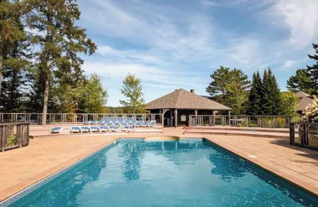 Lovely Lac-Supérieur Studio—Mins to Mont-Tremblant