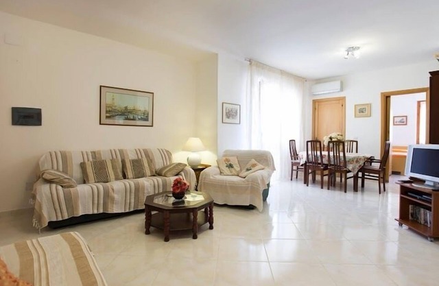 Schöne, geräumige Ferienwohnung nahe dem Alghero Lido Strand & der Altstadt