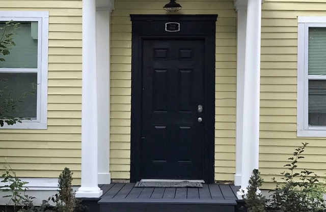 Lovely Pear Tree 1 bedroom, 1 bath Apartment near SLU in Canton, NY