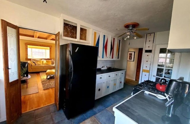 Lovely Pet Friendly Home in Heart of Nob Hill