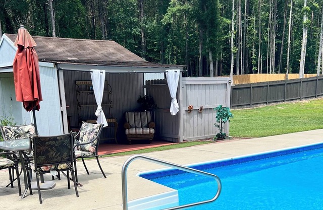 Lovely private home with a pool